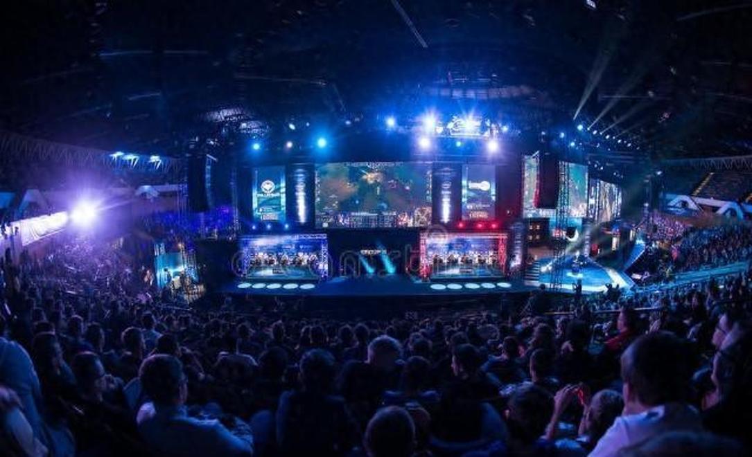 LPL官方宣布更换十周年LOGO：感谢大家十年以来的陪伴与支持！